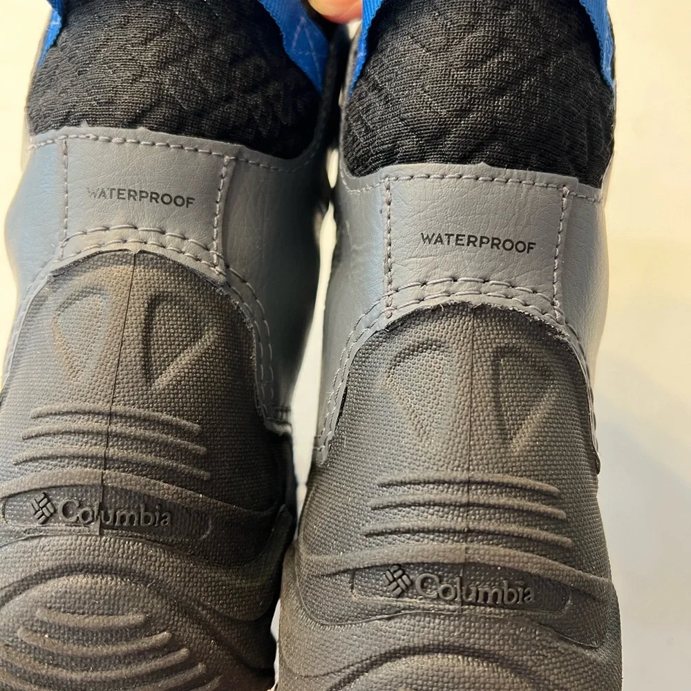 Columbia Kids' Bugaboot™ Celsius snow boots size 4